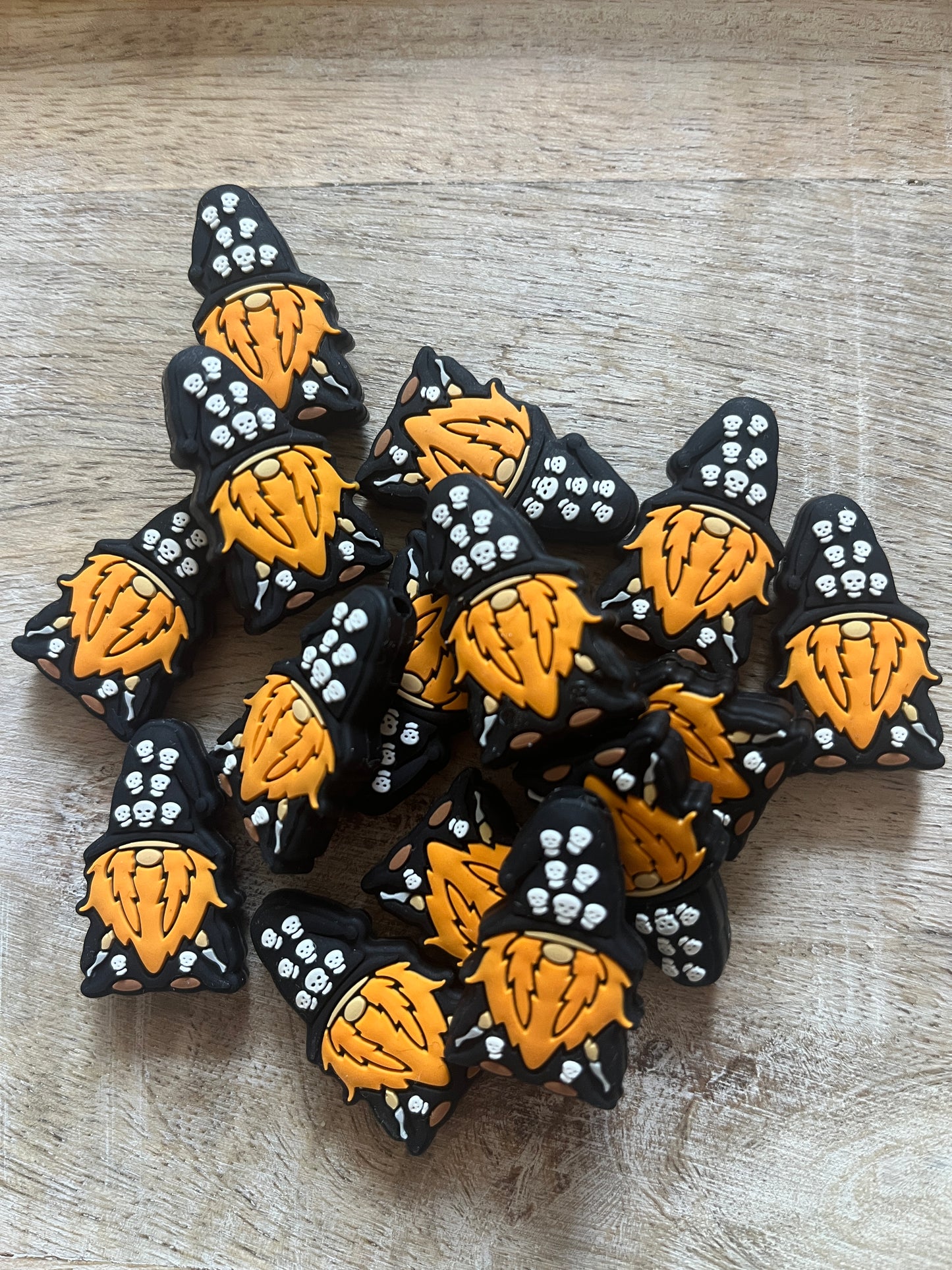 Gnome Skull Focal