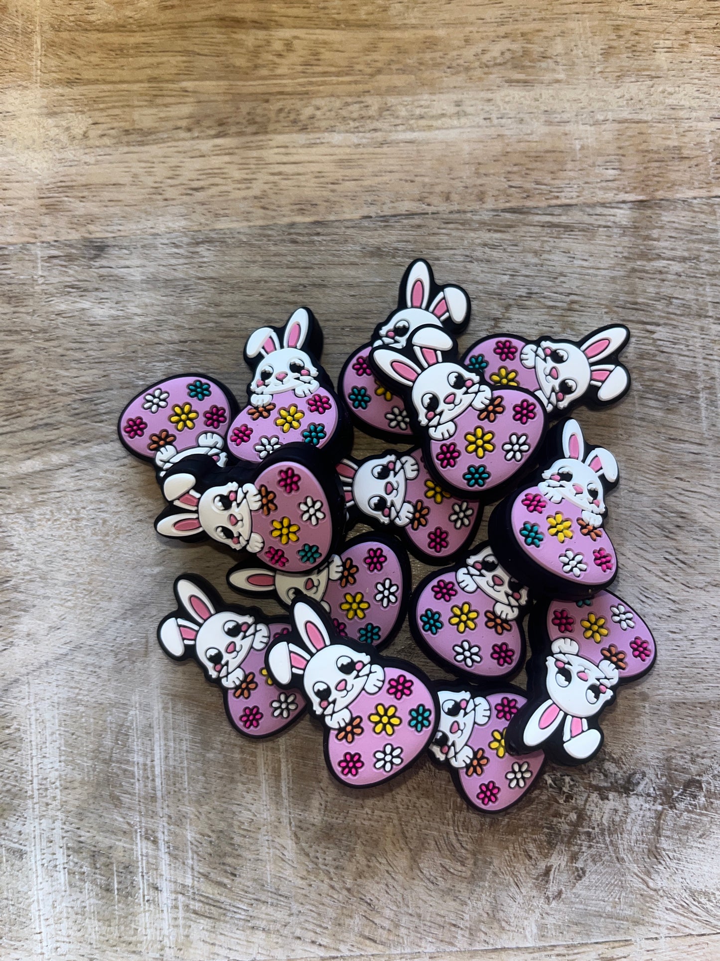 Pink Daisy Bunny Focal