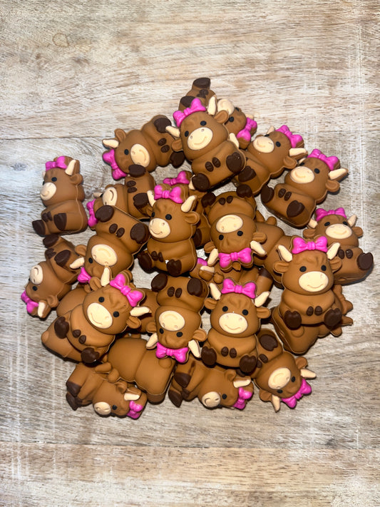 3D Moo Pink Bow Focal